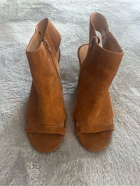 Express Suede Open-Toe Ankle Booties in Cognac
